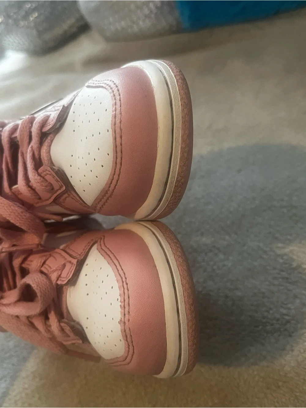 Nike low top